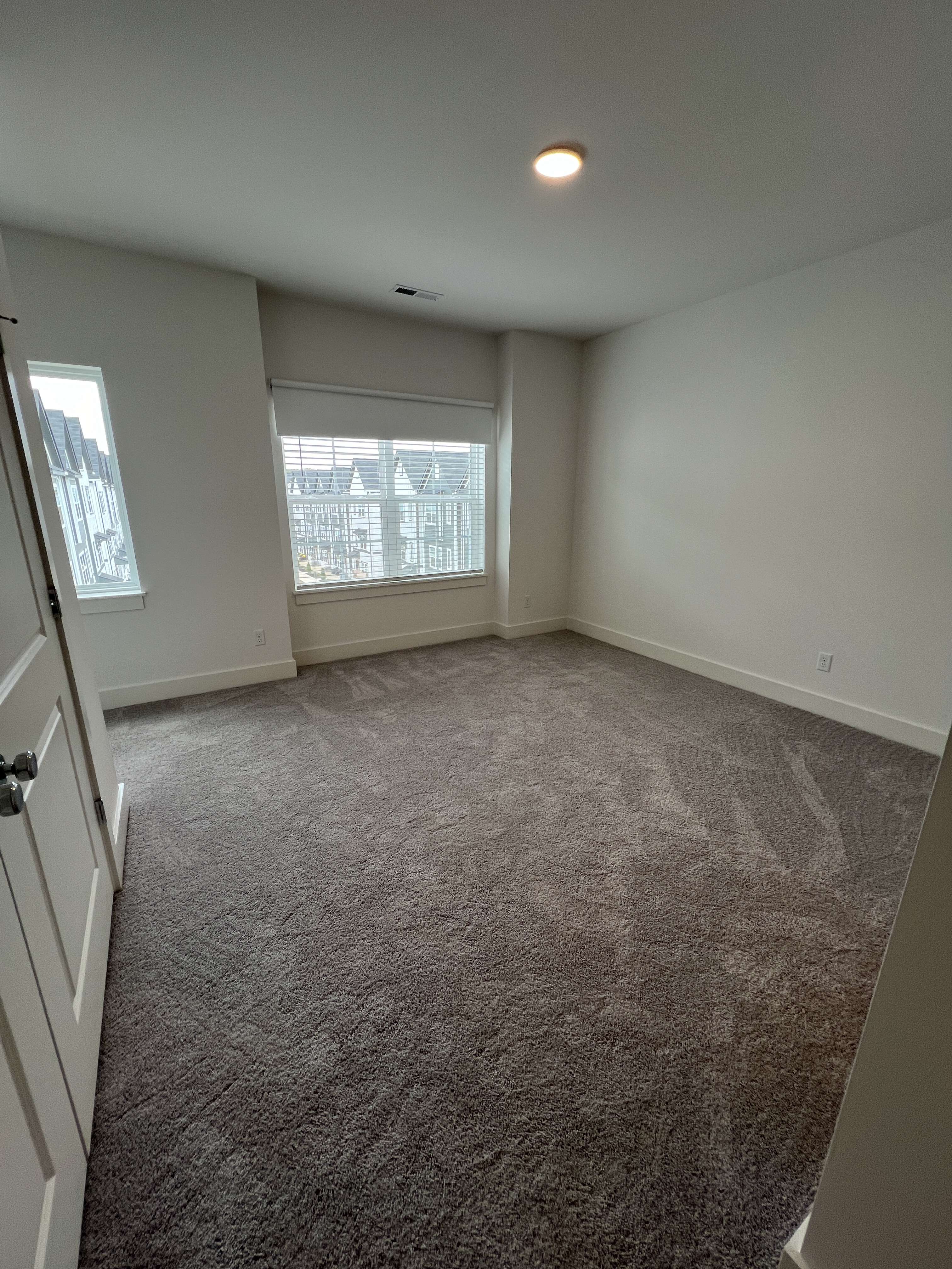Brand New 1 BD 1 BA Apartment In Nashville w/Garage UTILITIES INCLUDED photo 4