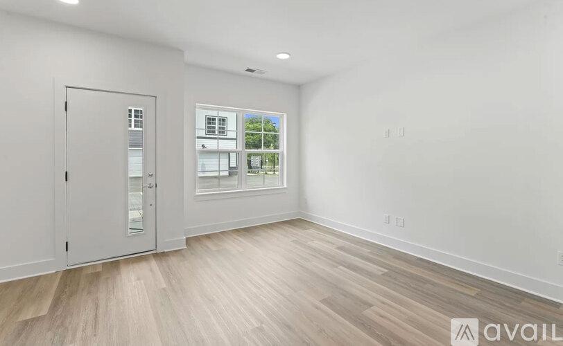 $1,119 - 1 Bedroom 1 Bathroom Room for rent In Nashville With Great Amenities- Private Gated Community photo 4