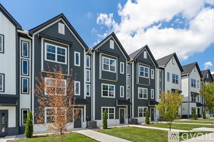 3BD 3BTH Brand New Home In Nashville- Gated Community Private photo 5