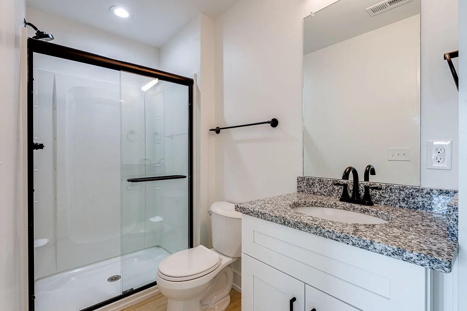 New 1 BD 1 BA Rental Nashville UTILITIES INCLUDED photo 4