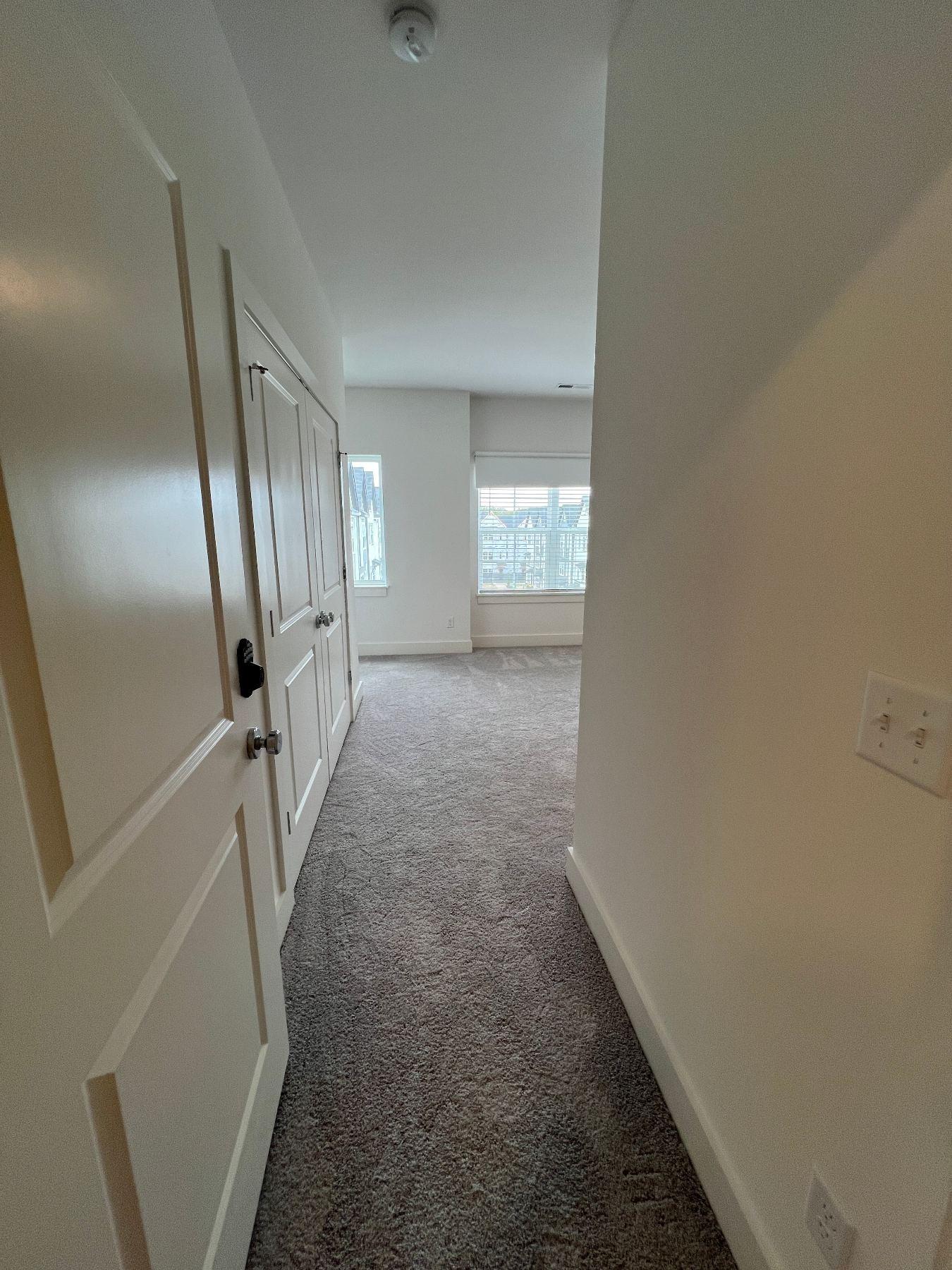 Brand New 1 BD 1 BA Apartment In Nashville w/Garage UTILITIES INCLUDED photo 4