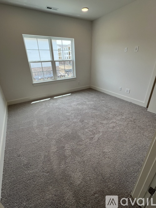 Brand New 1 BD 1 BTH Room Rental Tiled Shower/Double Vanity In Nashville/Brand New photo 3