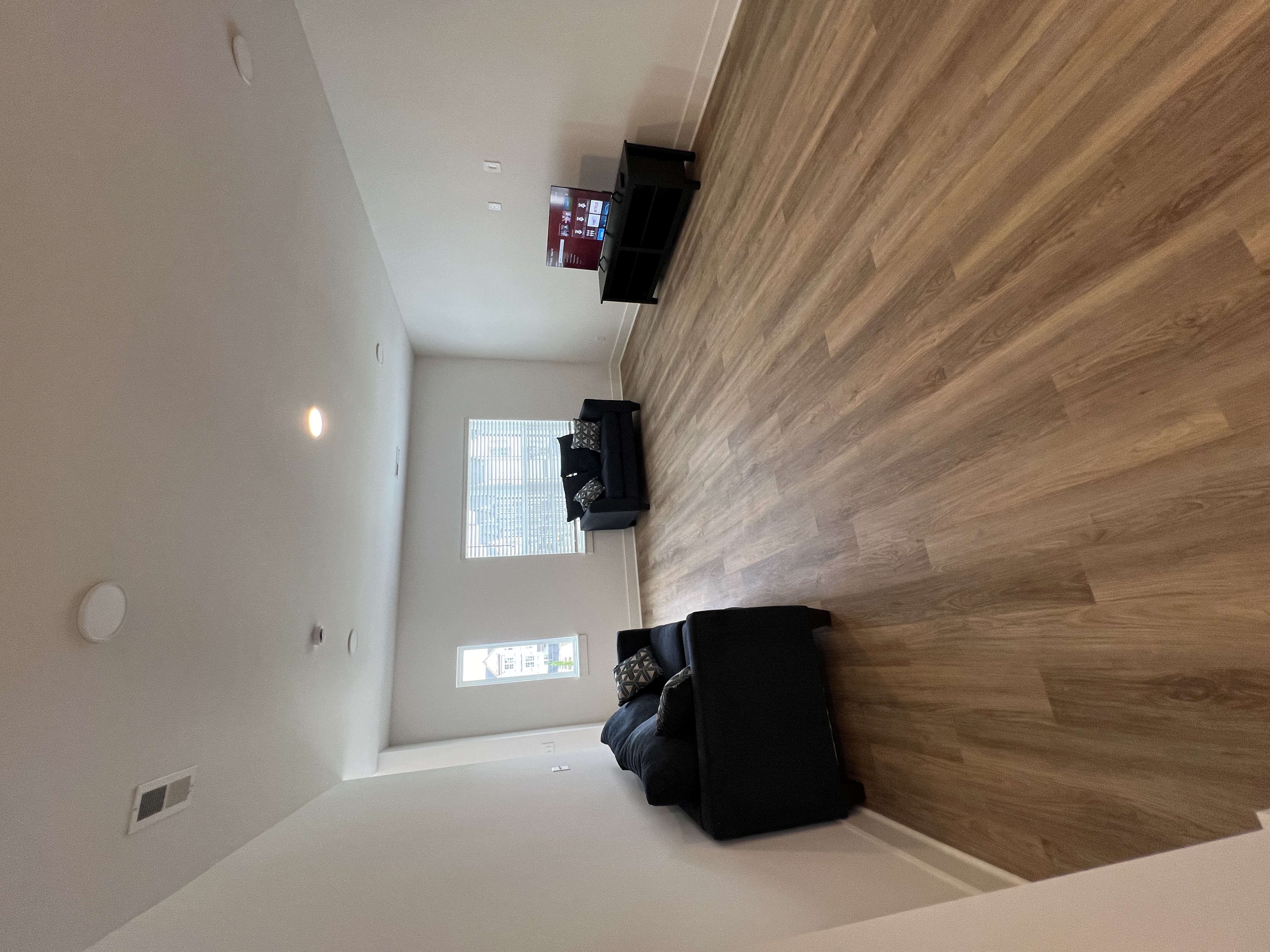 Brand New 1 BD 1 BTH Apartment In Nashville w/Garage photo 2